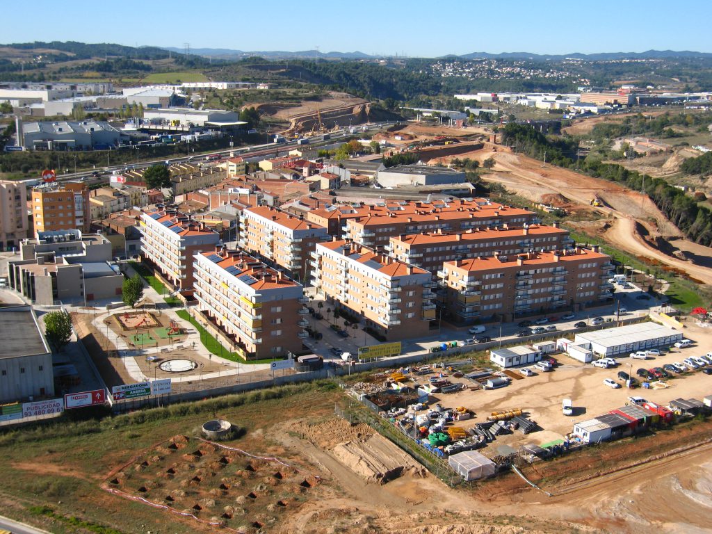 Urbanización sector Rebató-Purlom y construcción edificios, locales y parking.
Abrera – Barcelona
Año: 2008