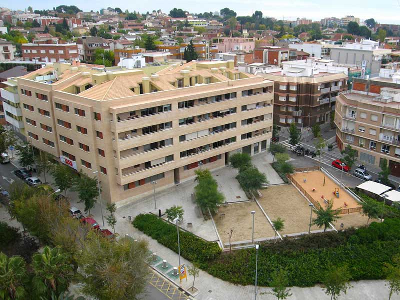 Conjunto residencial para 40 viviendas
Sant Just Desvern - Barcelona
2007