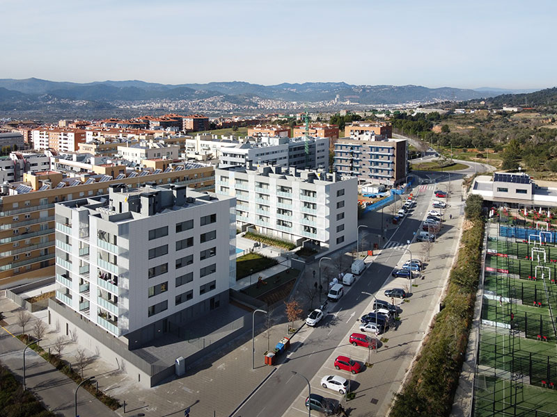 Construcción de 49 viviendas, trasteros, aparcamiento y piscina.
Sant Just Desvern - Barcelona
Año: 2019