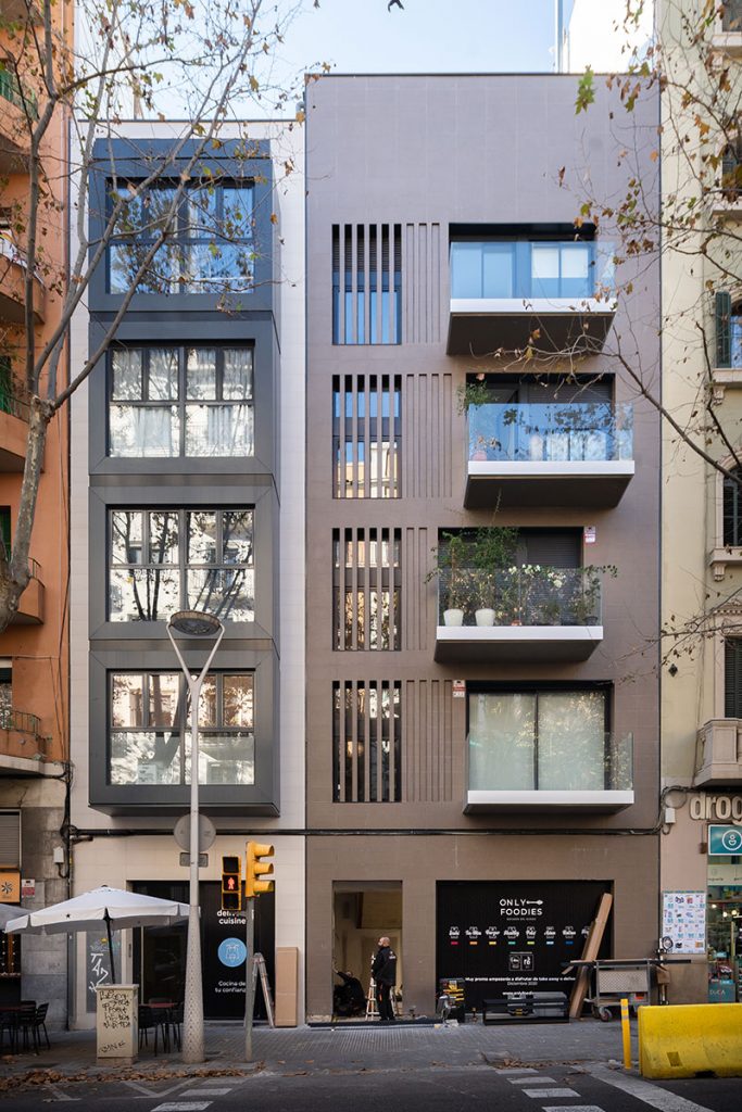 Construcción de un edificio de viviendas plurifamiliares
Barcelona - Barcelona
2019